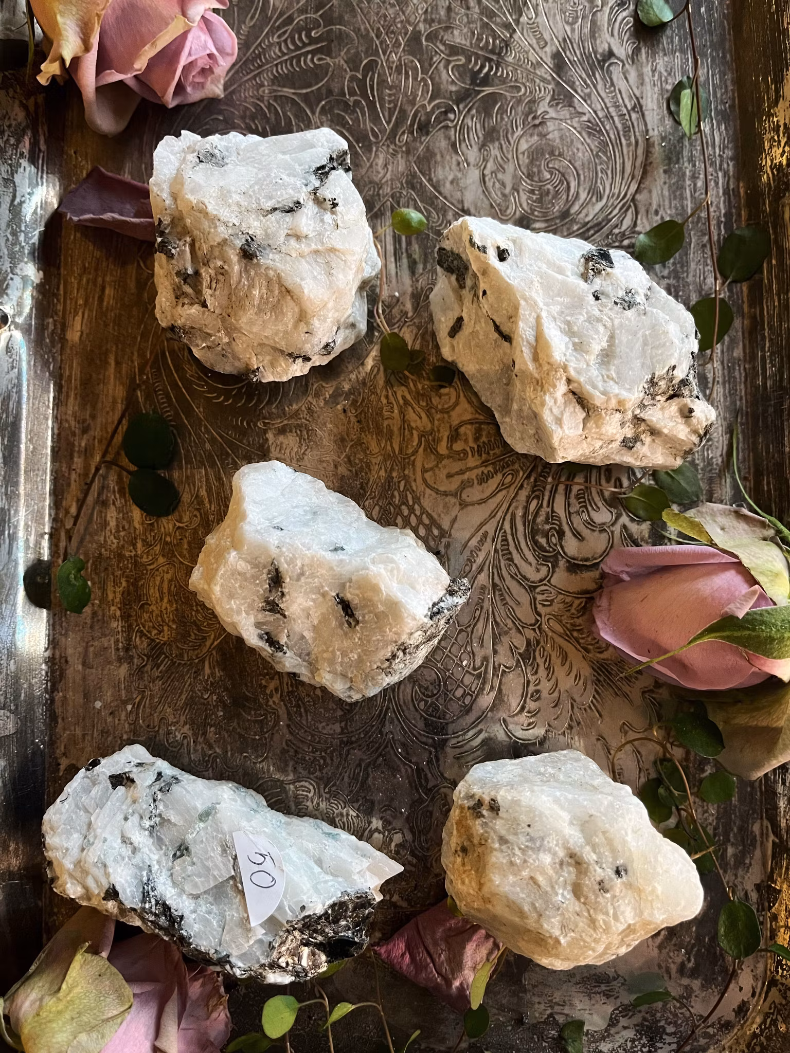 Vit /Regnbågsmånsten rå