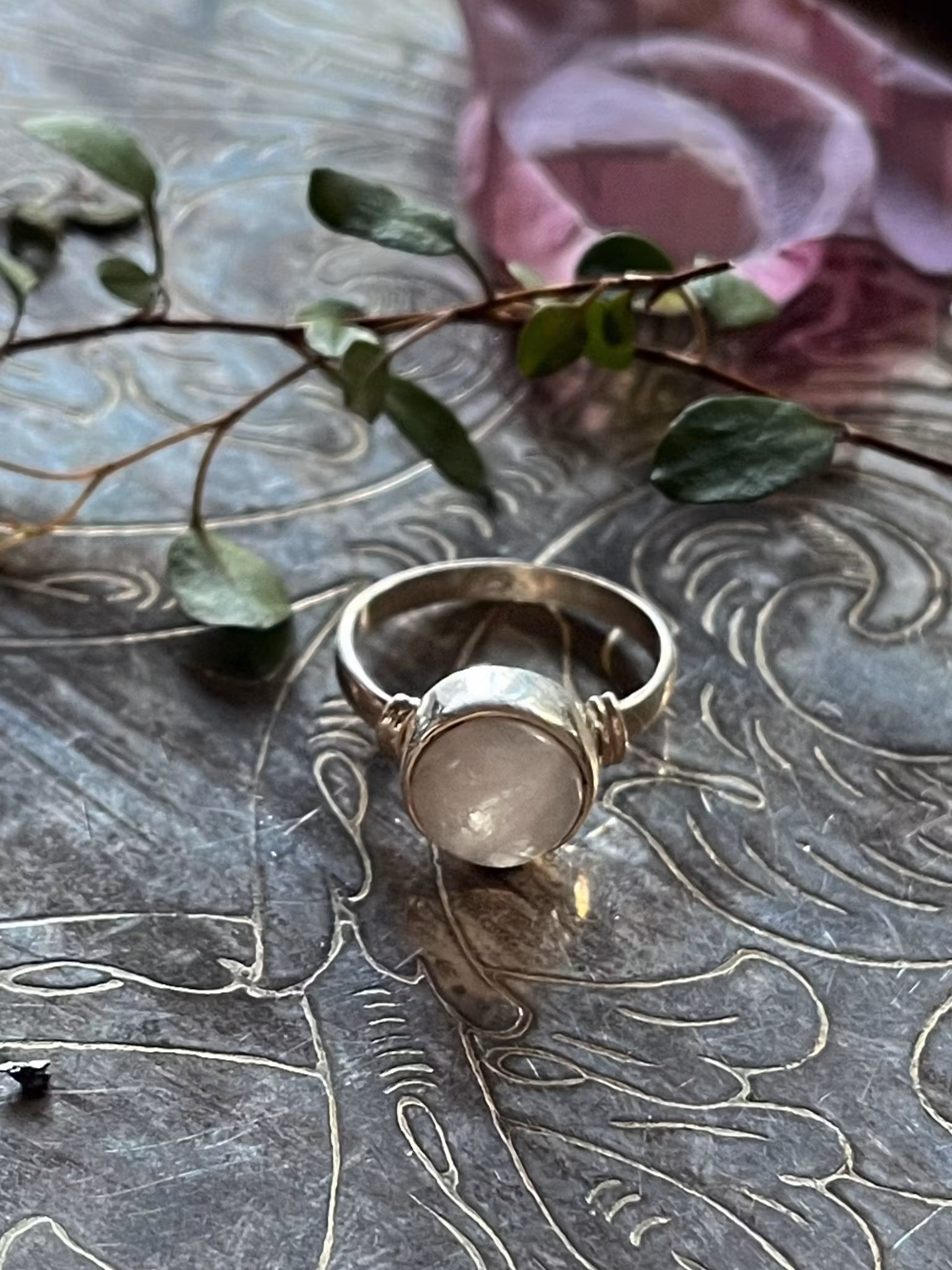 Kristallring med regnbågs månsten och sterling silver #2