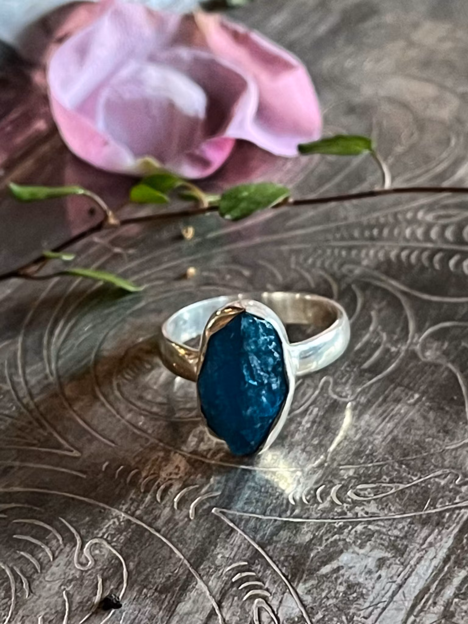 Kristallring med Apatit och sterling silver