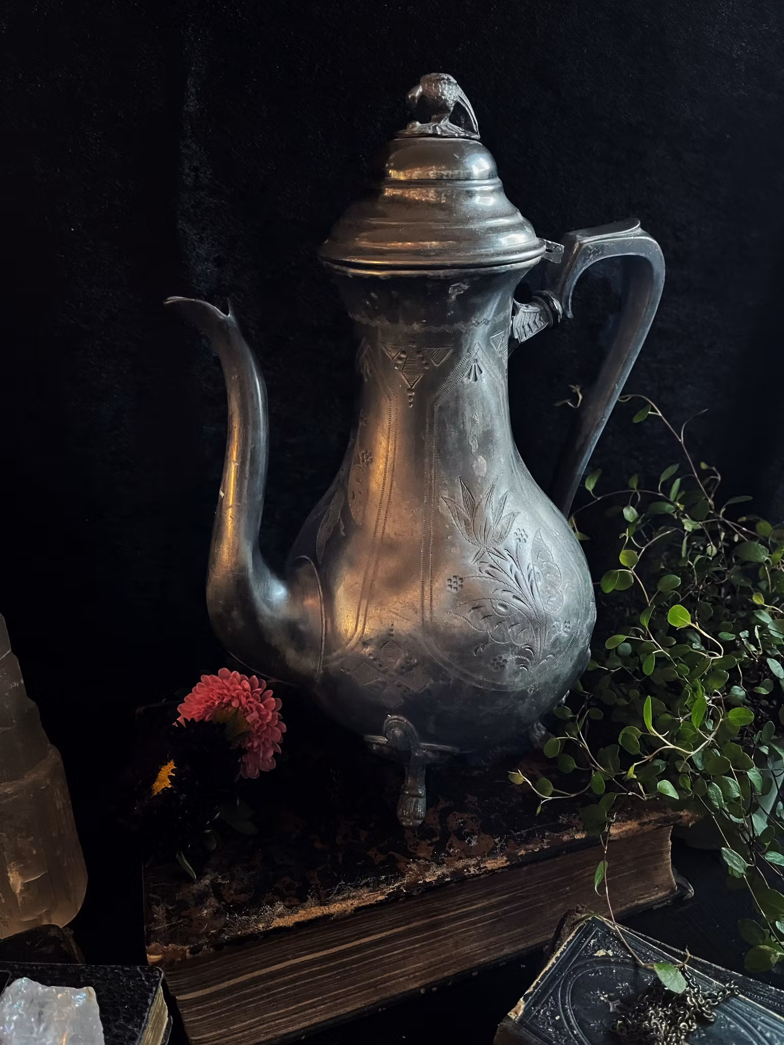 Super fin äldre tekanna i patina