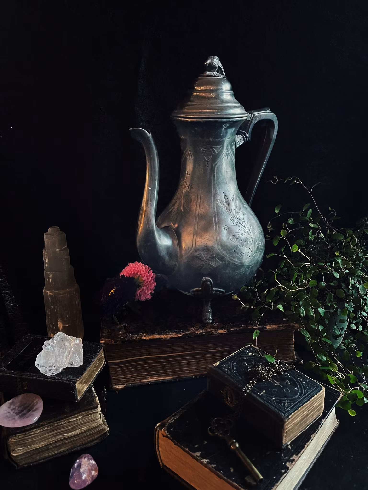 Super fin äldre tekanna i patina