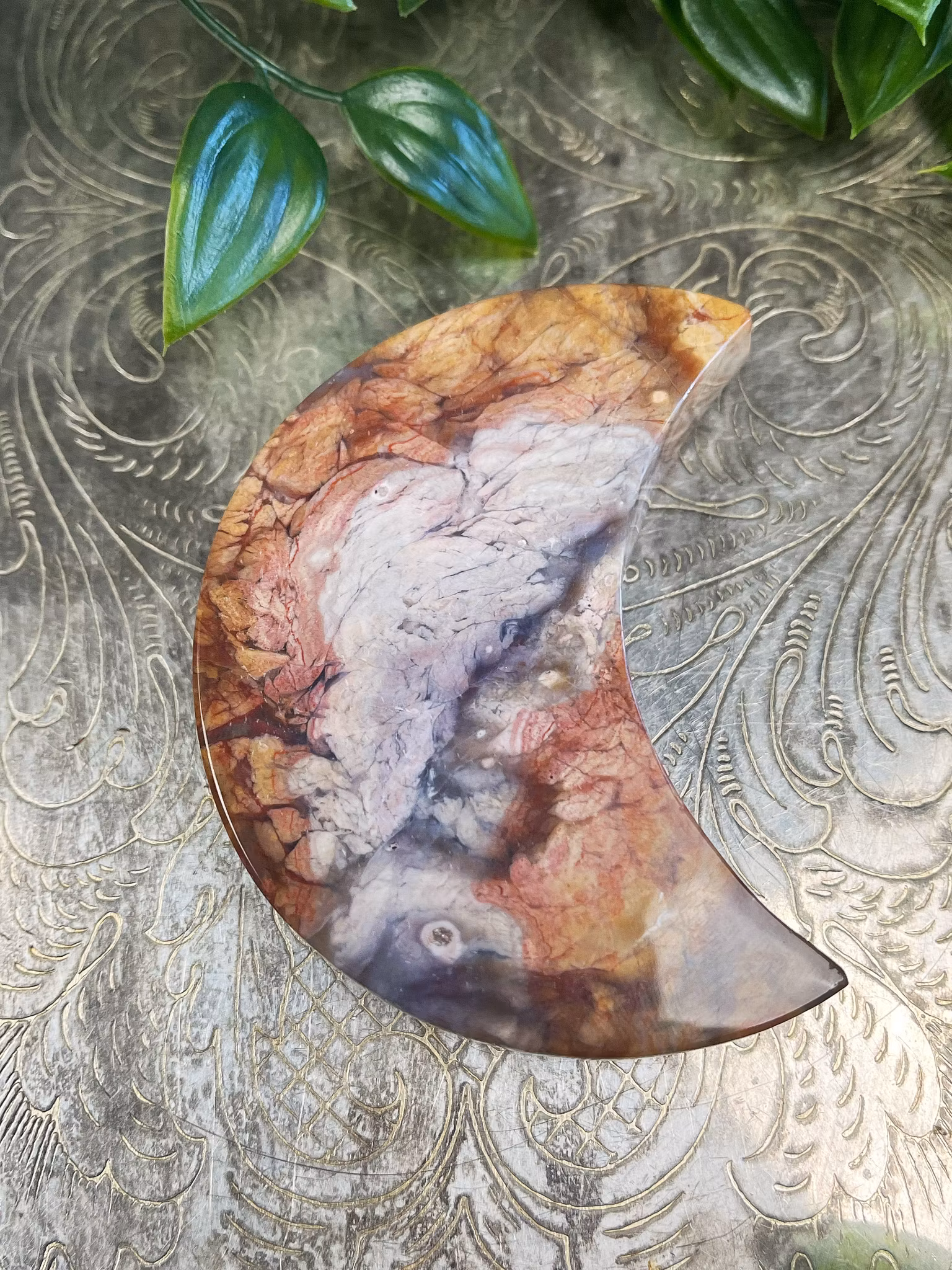 Rosa Jaspis, måne B