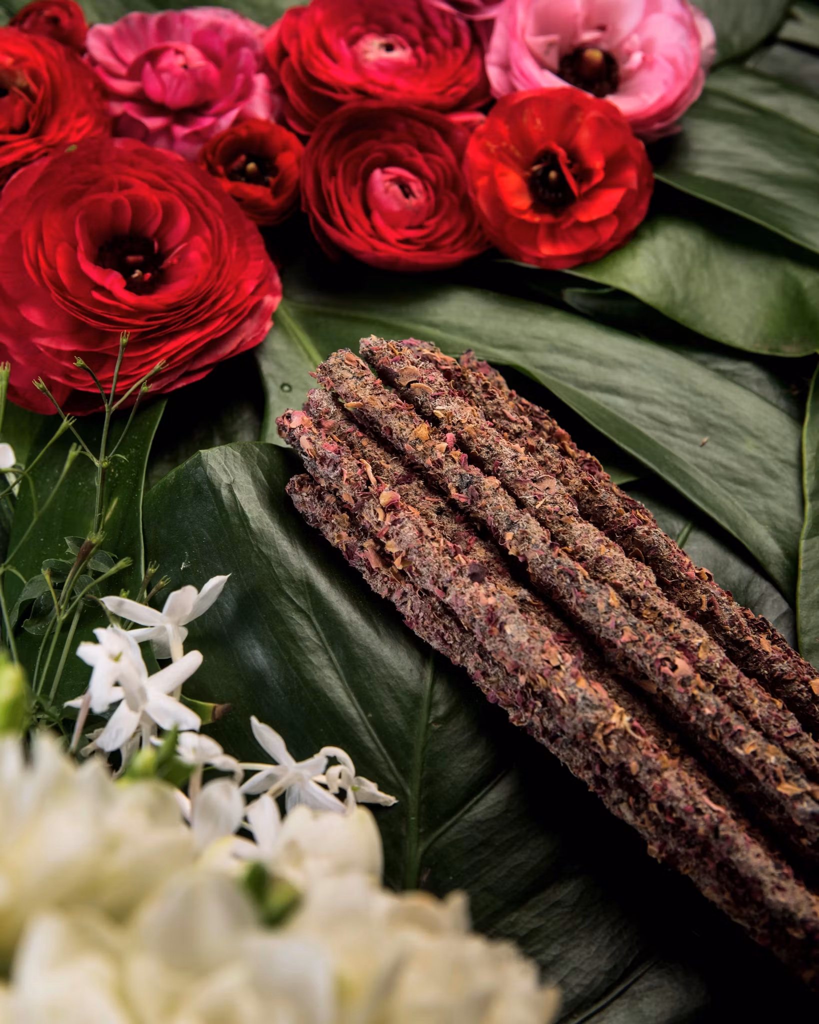 Botánico Jasmin & Rosor rökelsepinnar Sagrada Madre