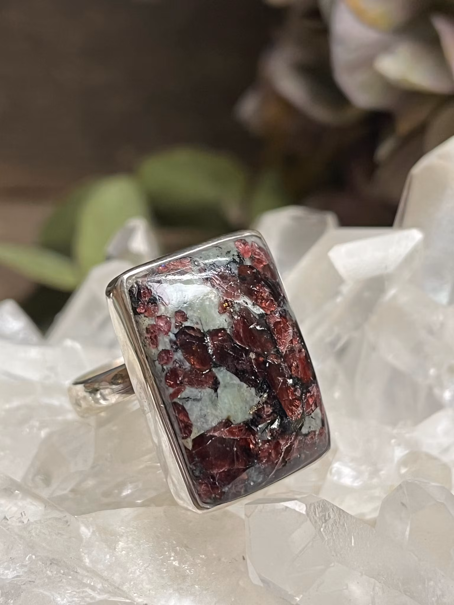 Eudialyt, ring sterling silver ställbar