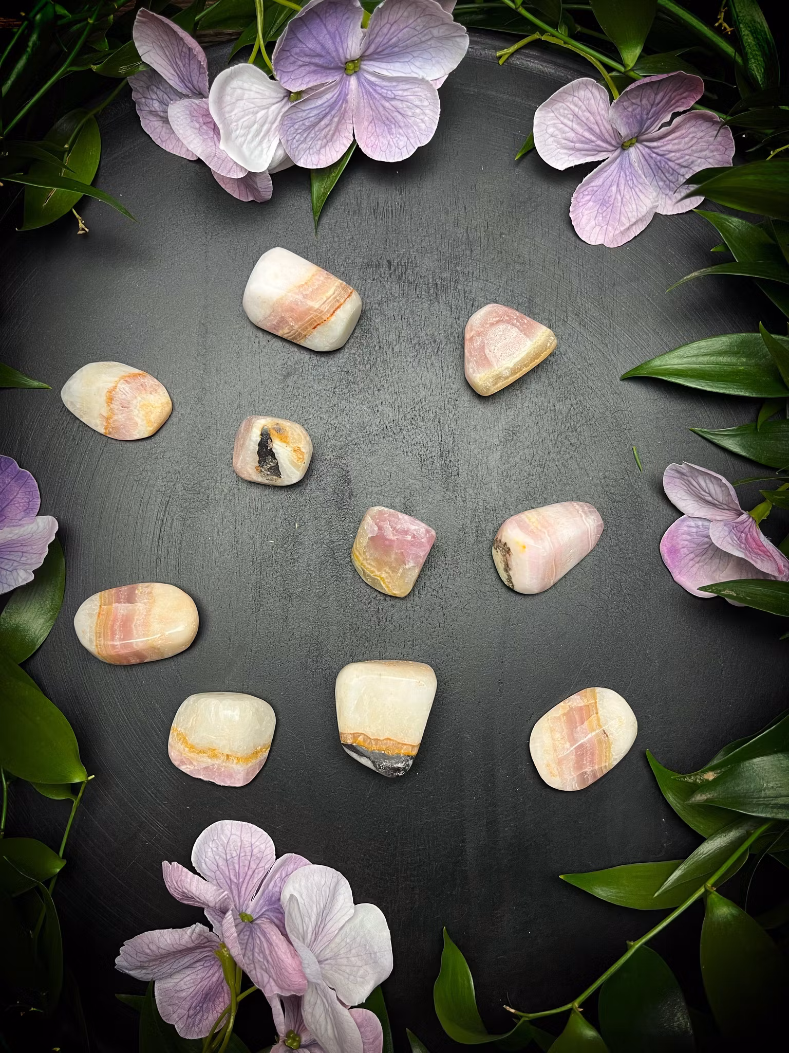 Rosa aragonit trumlade