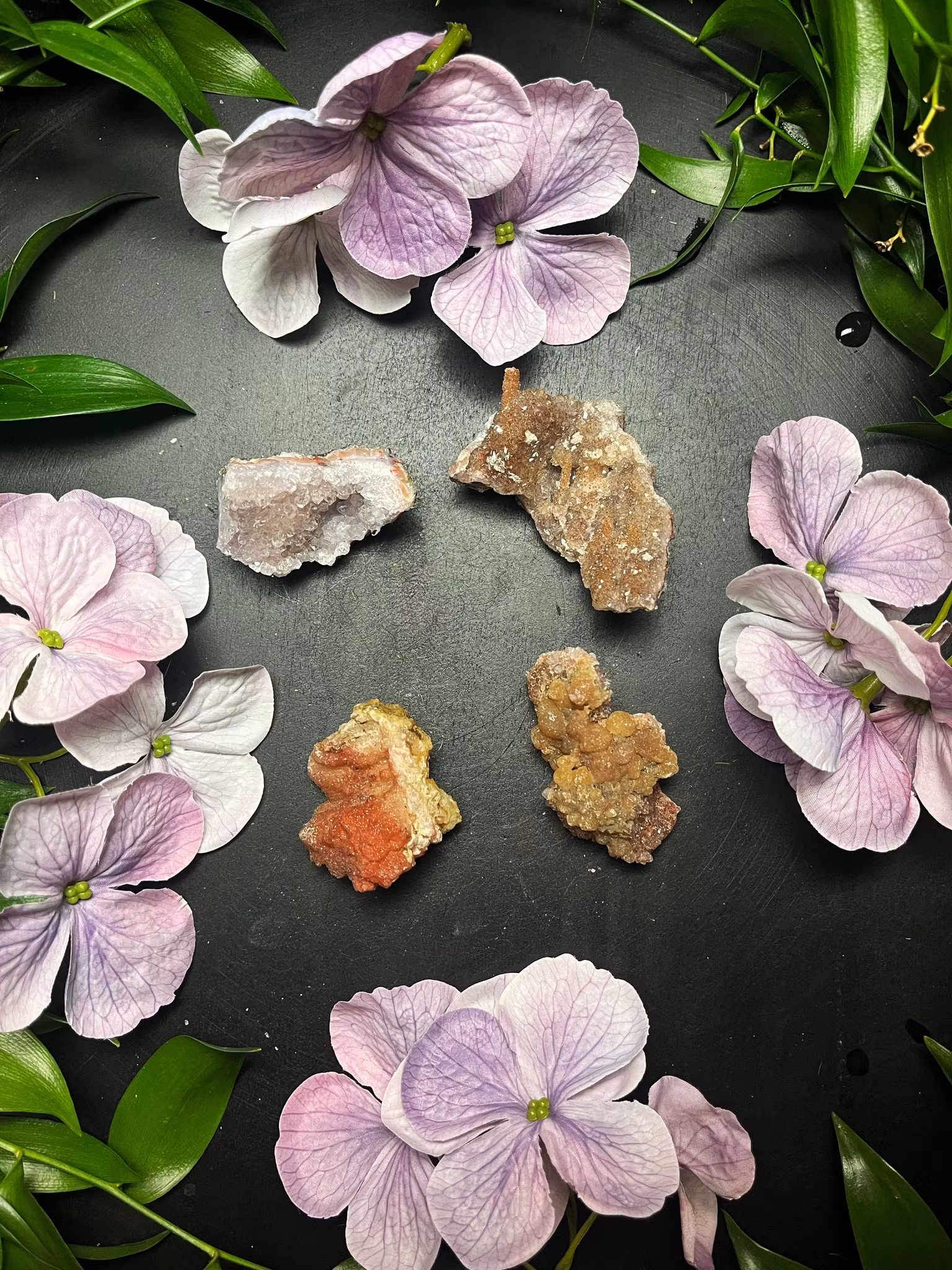 Ametist med hematoid kluster mini