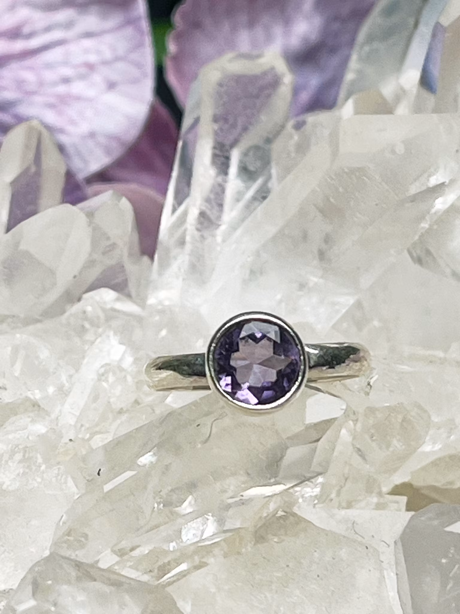 Kristallring med ametist  och sterling silver stl 6