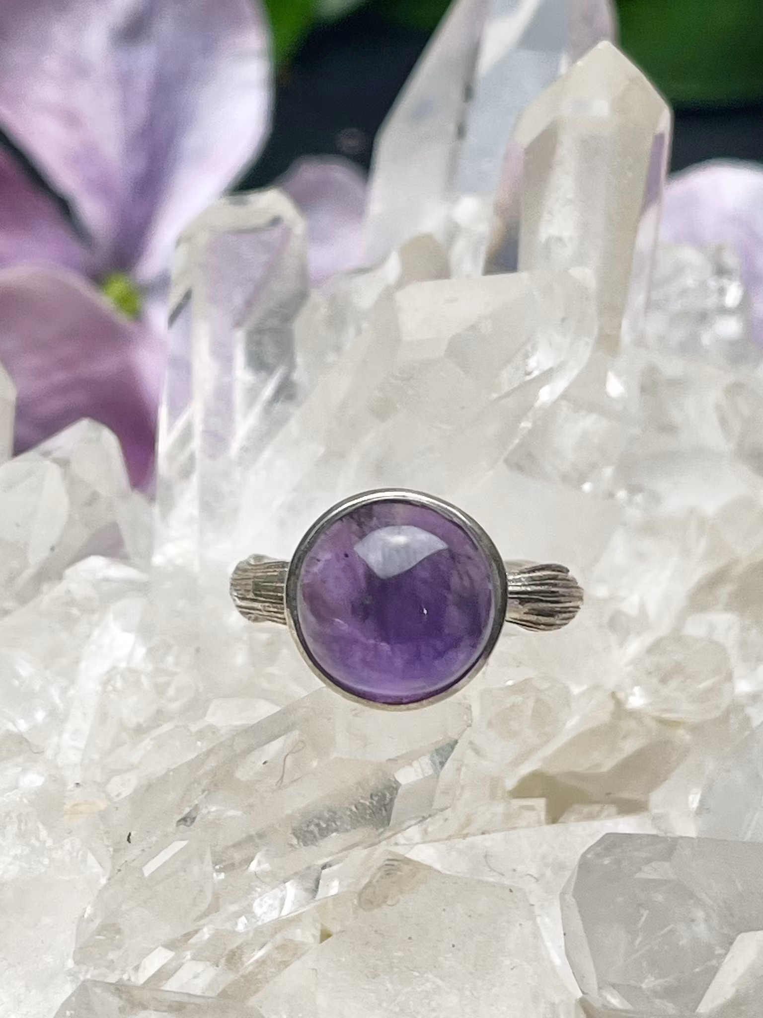 Kristallring med ametist  och sterling silver