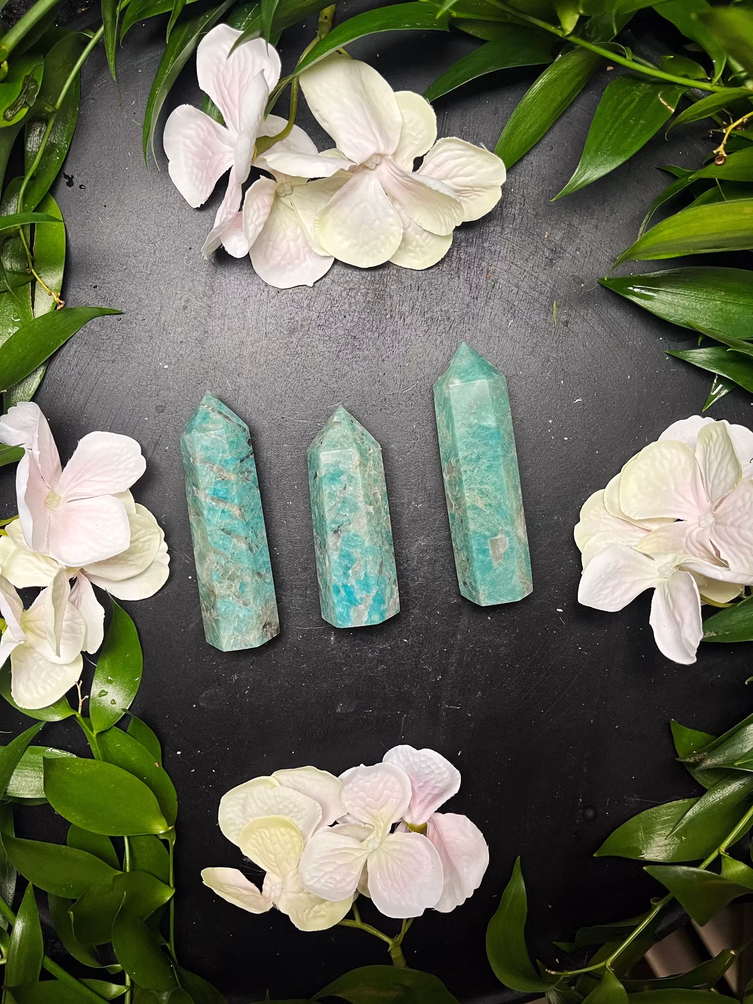 Amazonit med rökkvarts torn stor