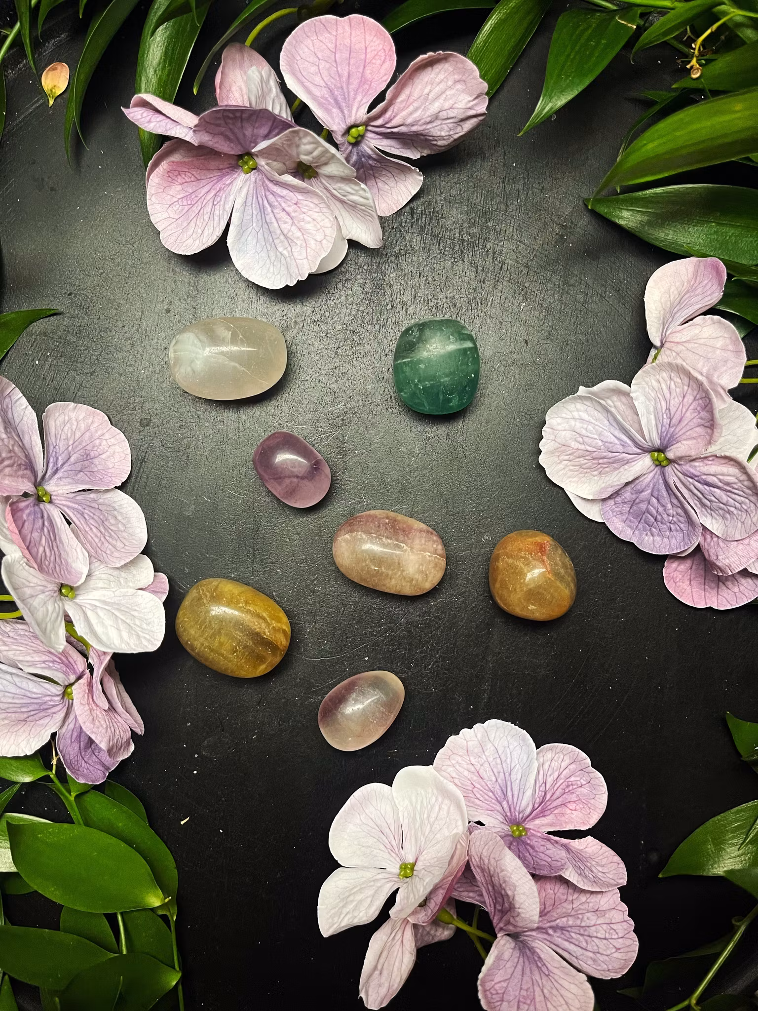 Fluorit, multi cuddle stones