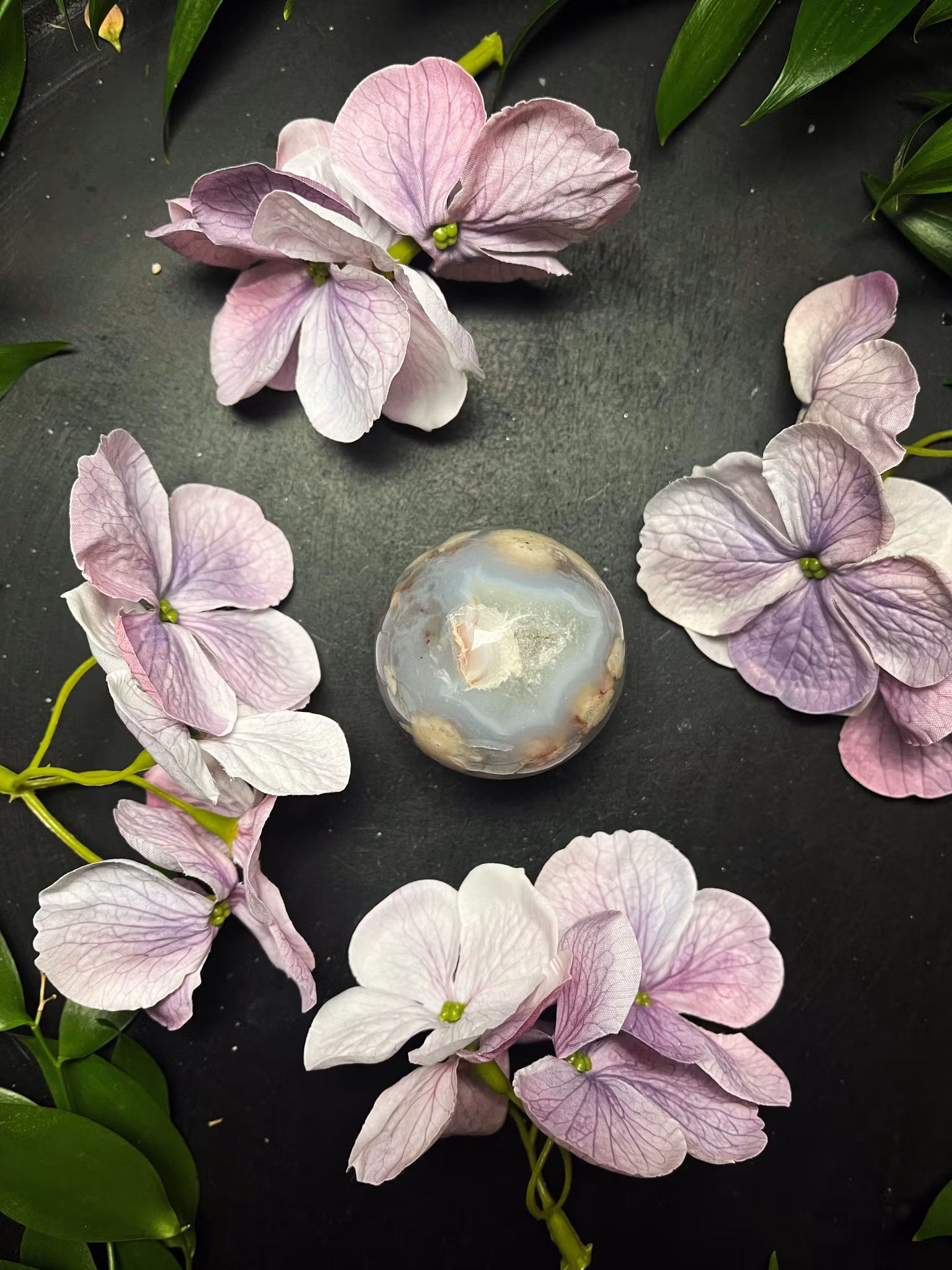 Svart blomster agat klot  #1