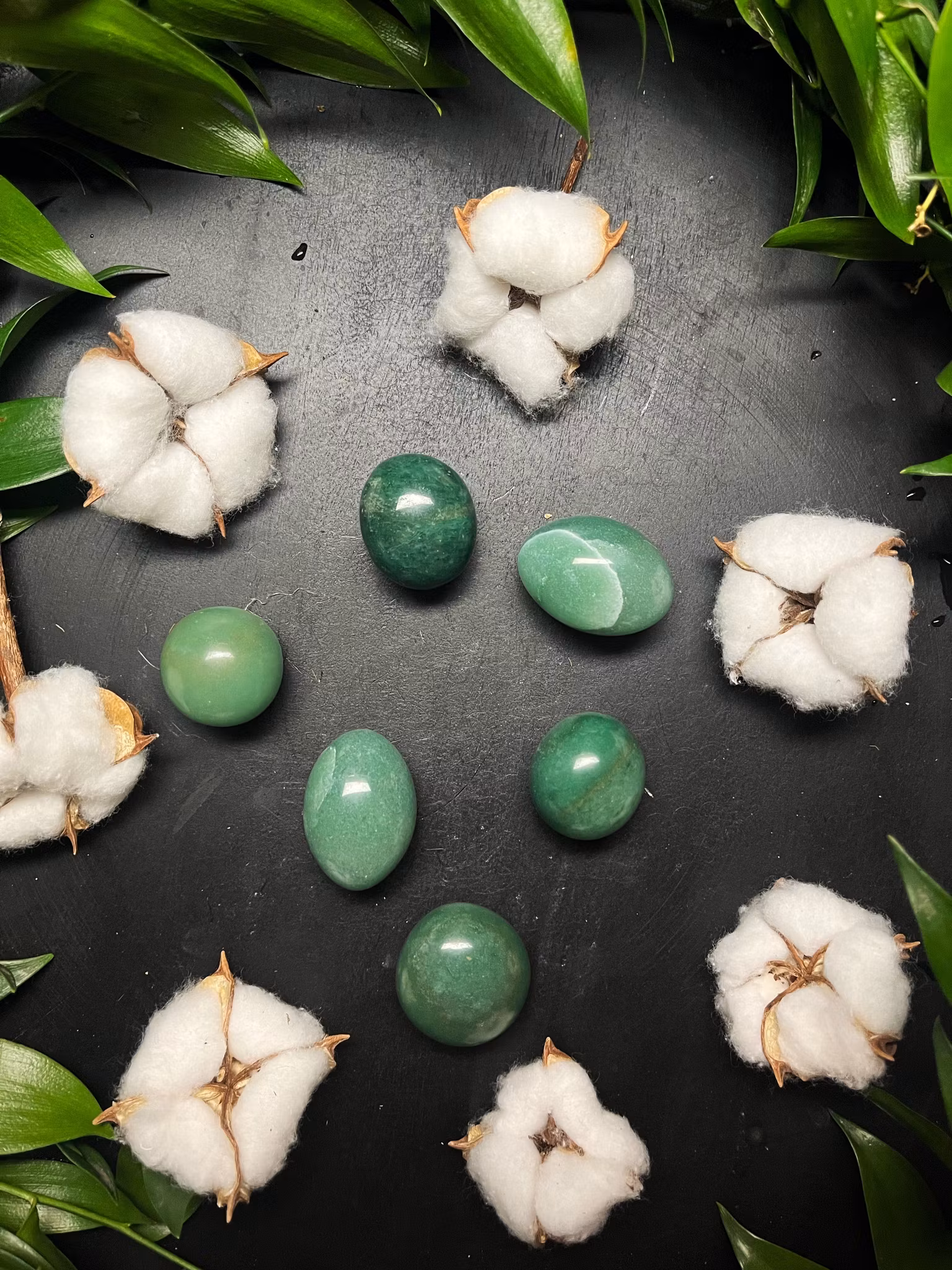 Grön aventurin mörk cuddlestone