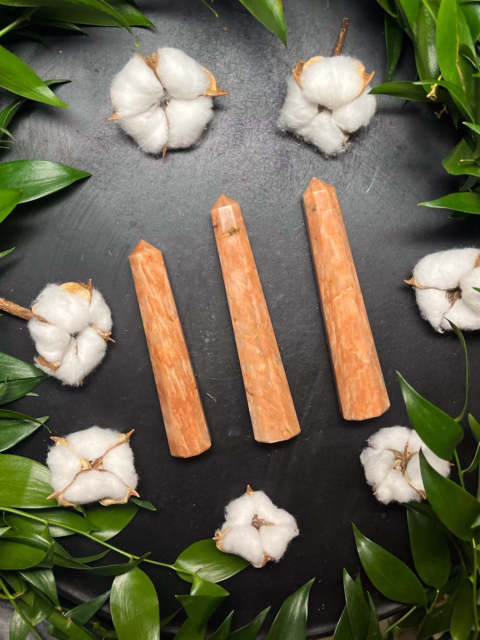 Månsten, Persiko obelisk torn