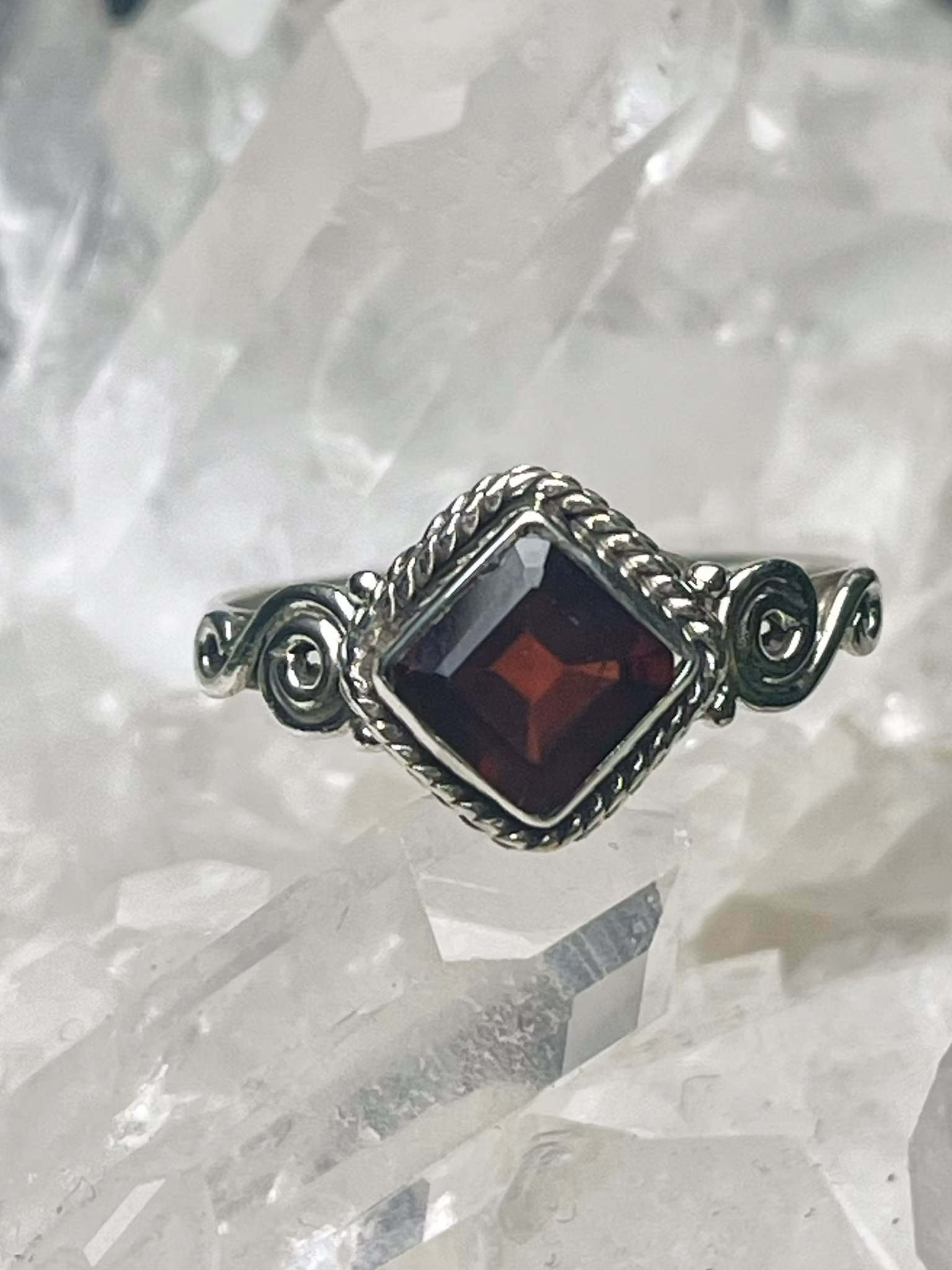 granat ring i sterling silver stl 9