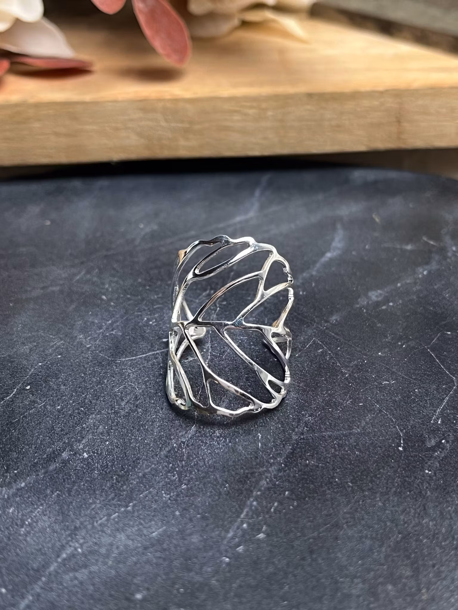 Justerbar ring i rostfritt stål löv ”silver”