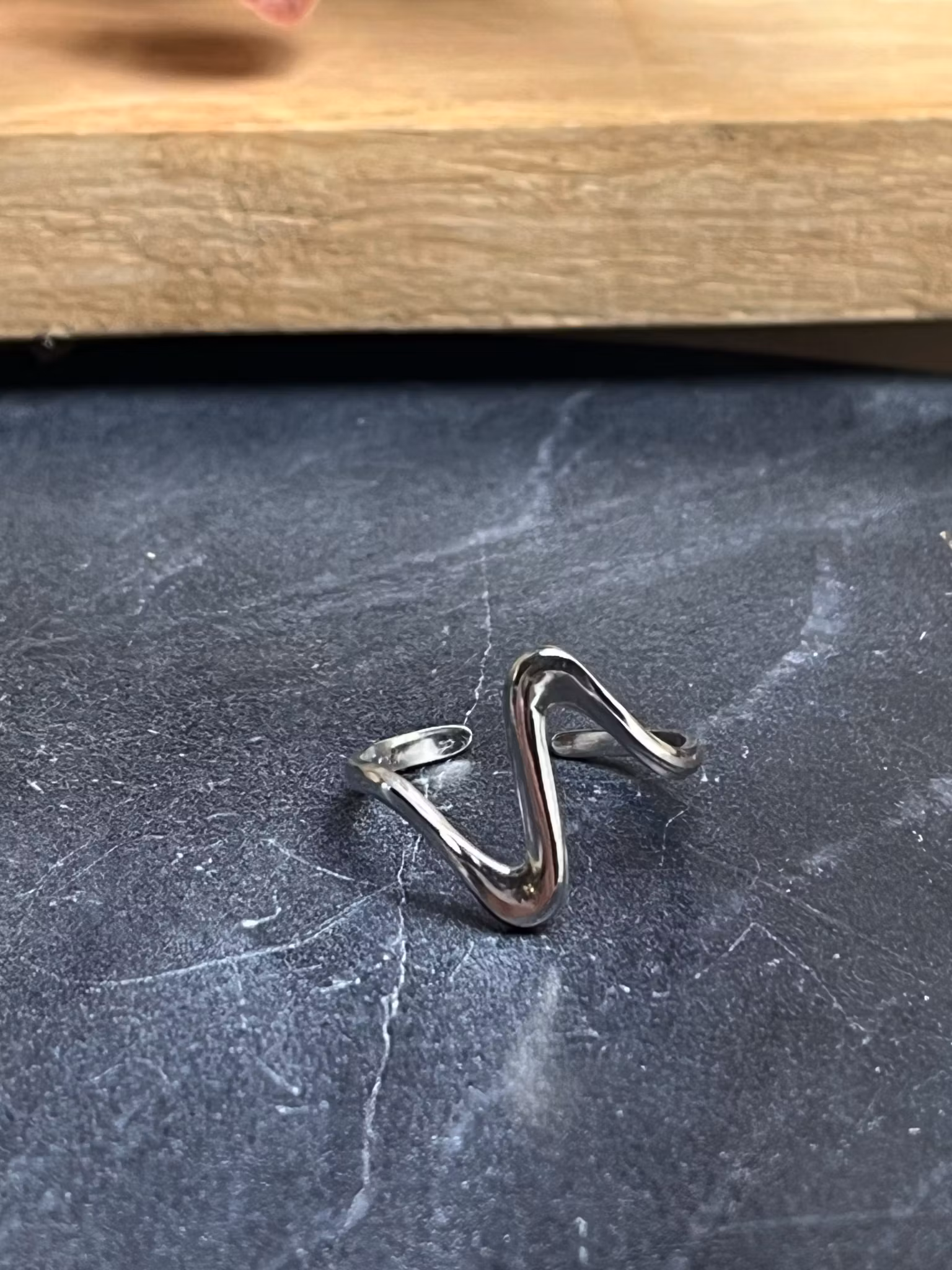 Justerbar ring i rostfritt stål  ”silver” våg