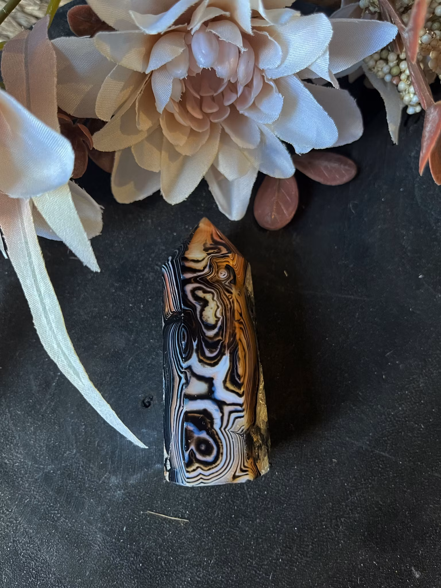 Silkes agat spets #1