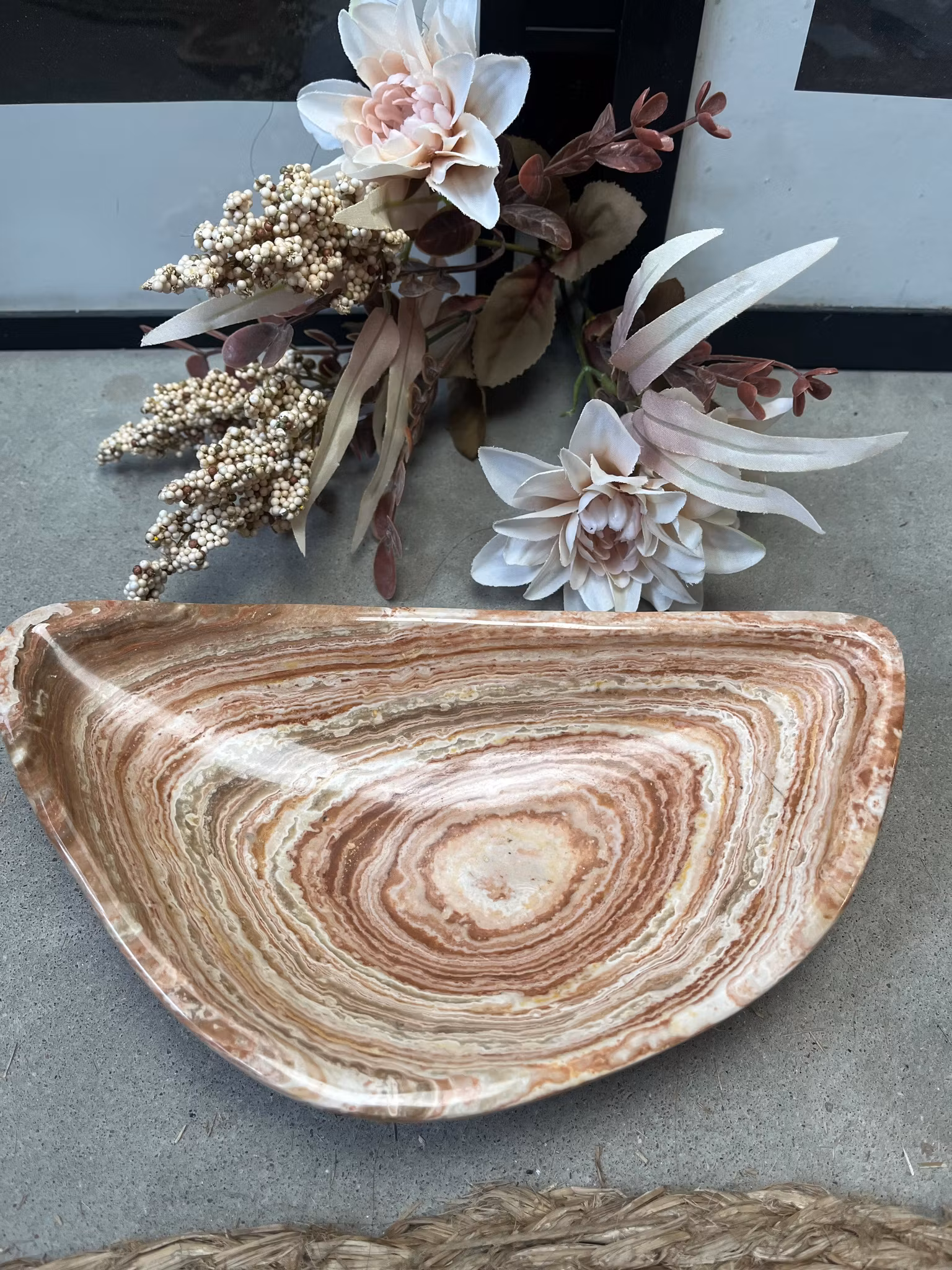 Aragonit fat (skål) #6