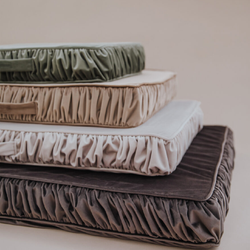 WAGGING TAIL Dog bed CACAO