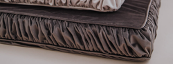WAGGING TAIL Dog bed CACAO