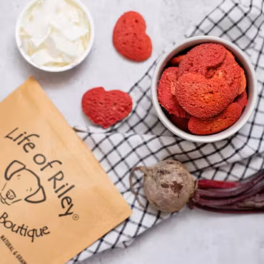 LOR - Grain Free Beetroot Hearts / Kisses - Nutritionist Approved