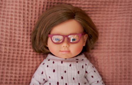 Miniland Docka Flicka med Downs syndrome & Glasögon 38cm