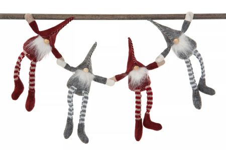 Hängande tomte grå med magnet i händerna 16 cm