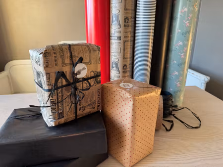 Röd prick på natur