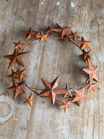 Krans Stjärnor Rost 30 cm