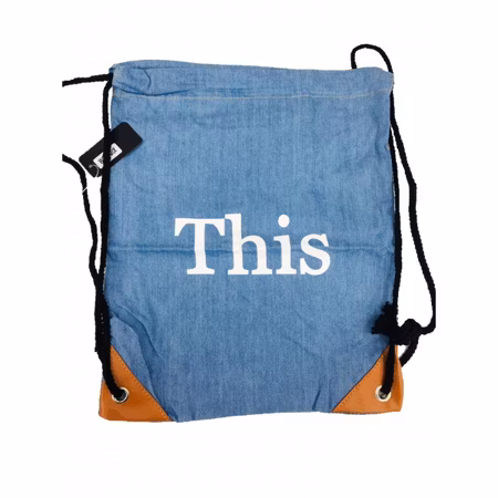 Gympapåse i Jeanstyg/Denim med texten 'This'