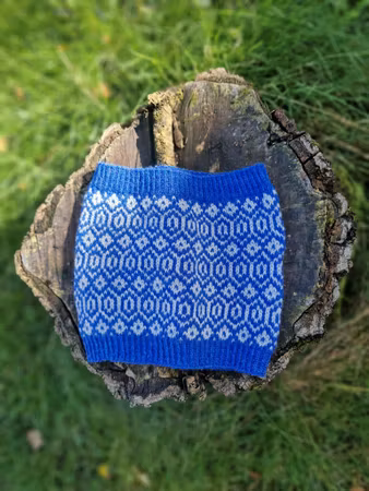 Akka cowl