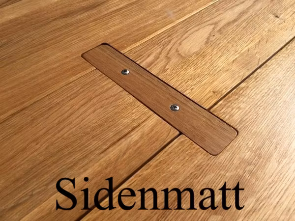 Runt matbord i ek med 1-3 illäggsskivor. Kulör Sidenmatt