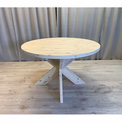 Fast runt matbord tillverkat i furu
