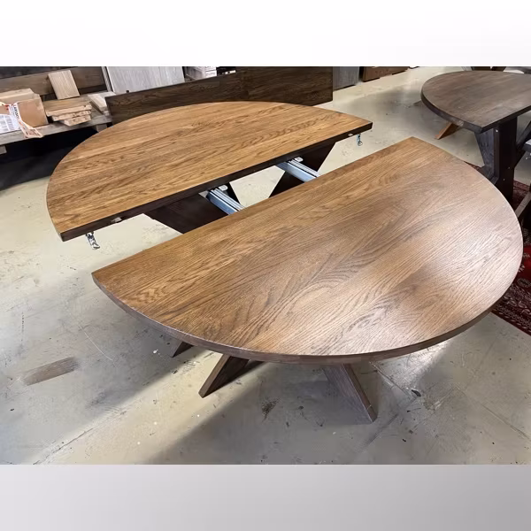 Ek ”dark oak” Runt bord 100-160 med iläggsskivor