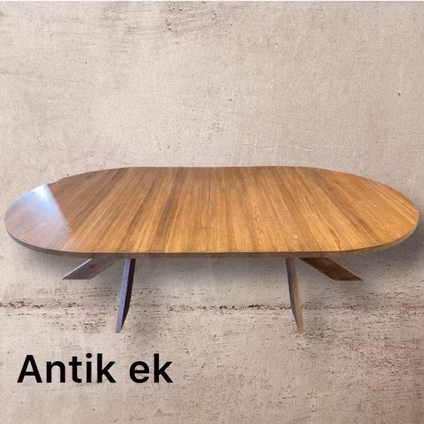 "Antik ek" runt 100-160 matbord i ek med 1-3 illäggsskivor