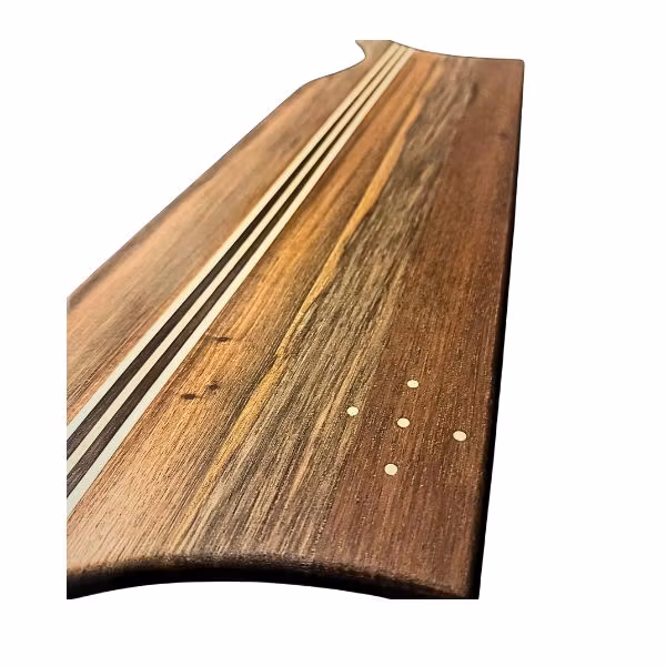 Serveringsfat i valnöt