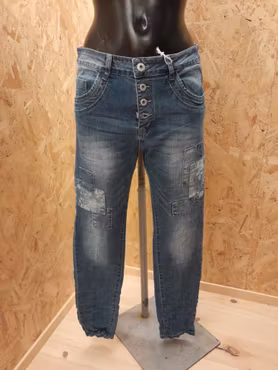 KAROSTAR jeans med patch