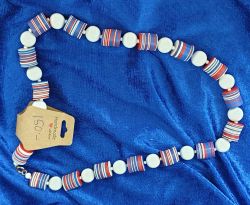 Halsband i plast