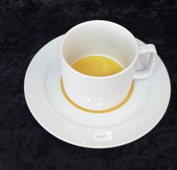 Bennetton kopp med fal gul