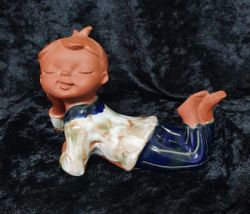 Seto craft co ltd flicka som funderar