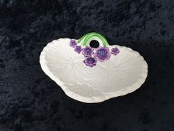 Rosa Ljung fat/löv med lila blommor