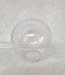 Lampkupa i klart glas har bubblor i sig (reserv glas)