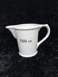 Mått kanna i porslin 500 ML