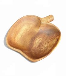 Träskål formad som ett äpple