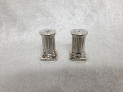 Vintage salt och peppar i kolonn, nysilver