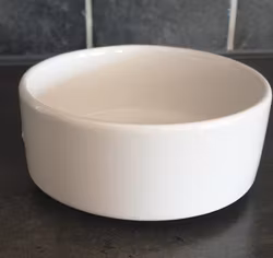 4 små runda skålar 10 cm