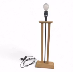 Lampor Gustaf Design i trä och svart metall 53 cm hög 2 st