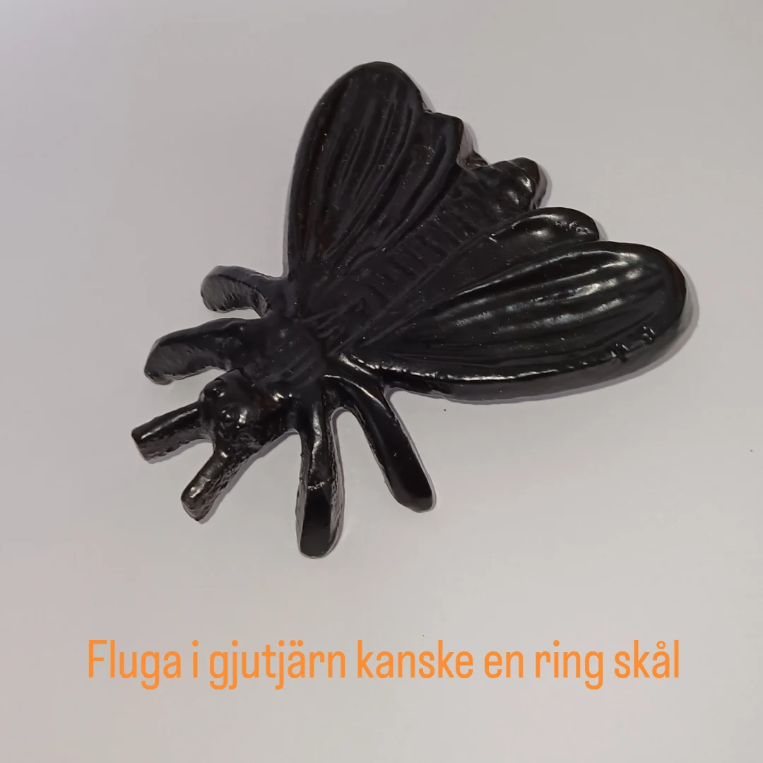 Fluga i metall