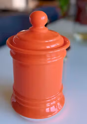 Retro burk i orange plast 70-tal Vintage
