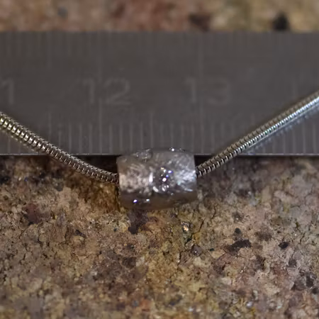 Hänge i vitguld med diamanter